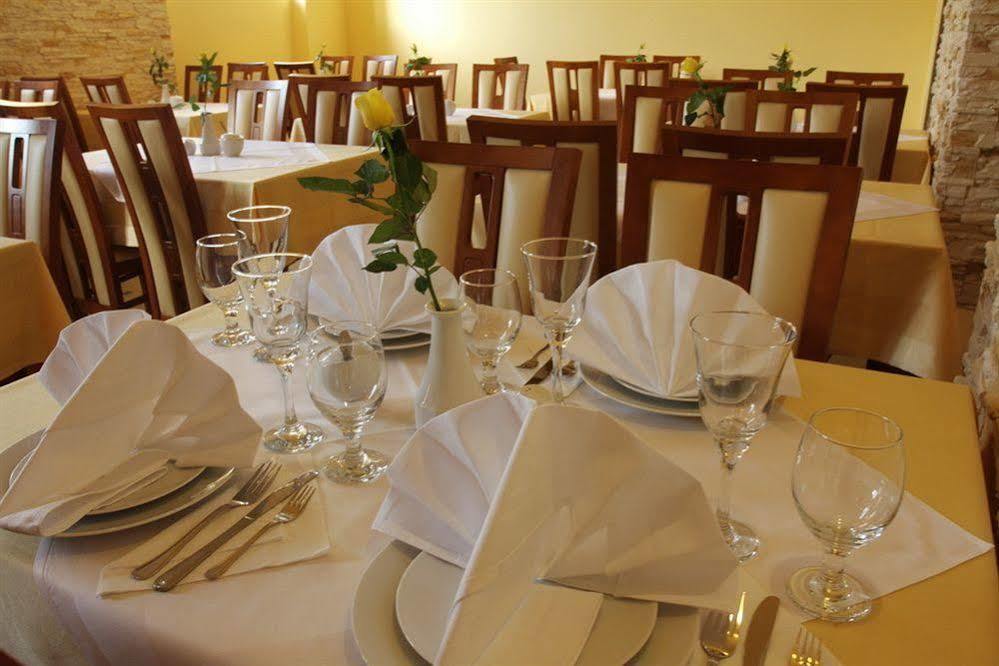 Aparthotel Adler Красков Екстериор снимка